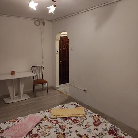 Garsoniera Turda Apartment Luaran gambar